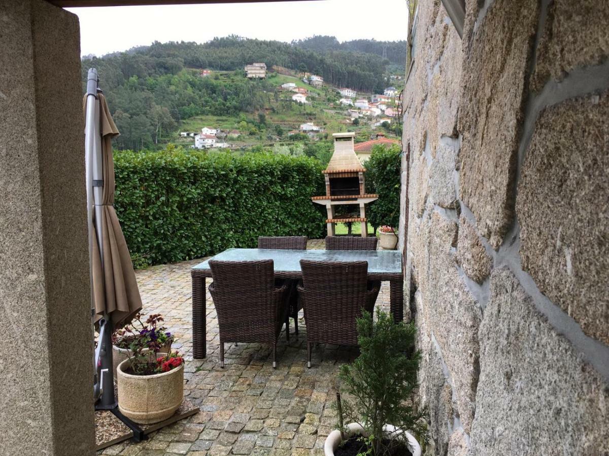 Hostal Bernardes House Castelo de Paiva Exterior foto